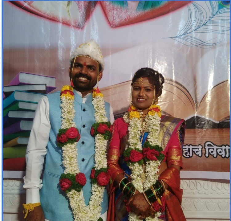 Maharashtra couple requests books as wedding gifts Sets up a library